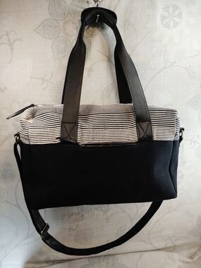Mercado Global Black & Cream Striped Top Shoulder/ Weekender Travel/Duffle Bag